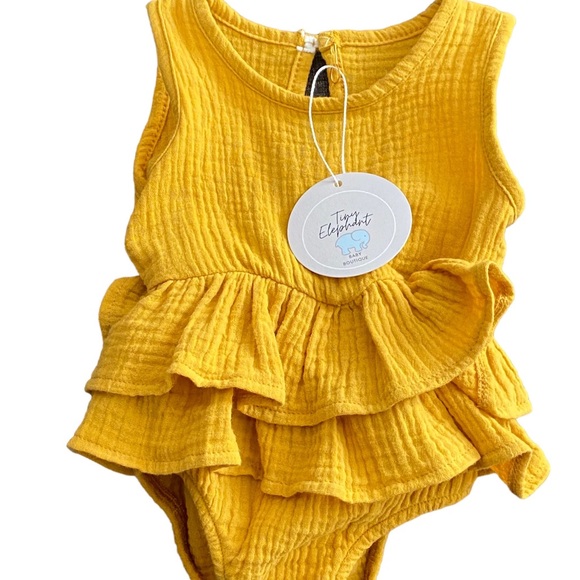 Baby Romper - Picture 2 of 7
